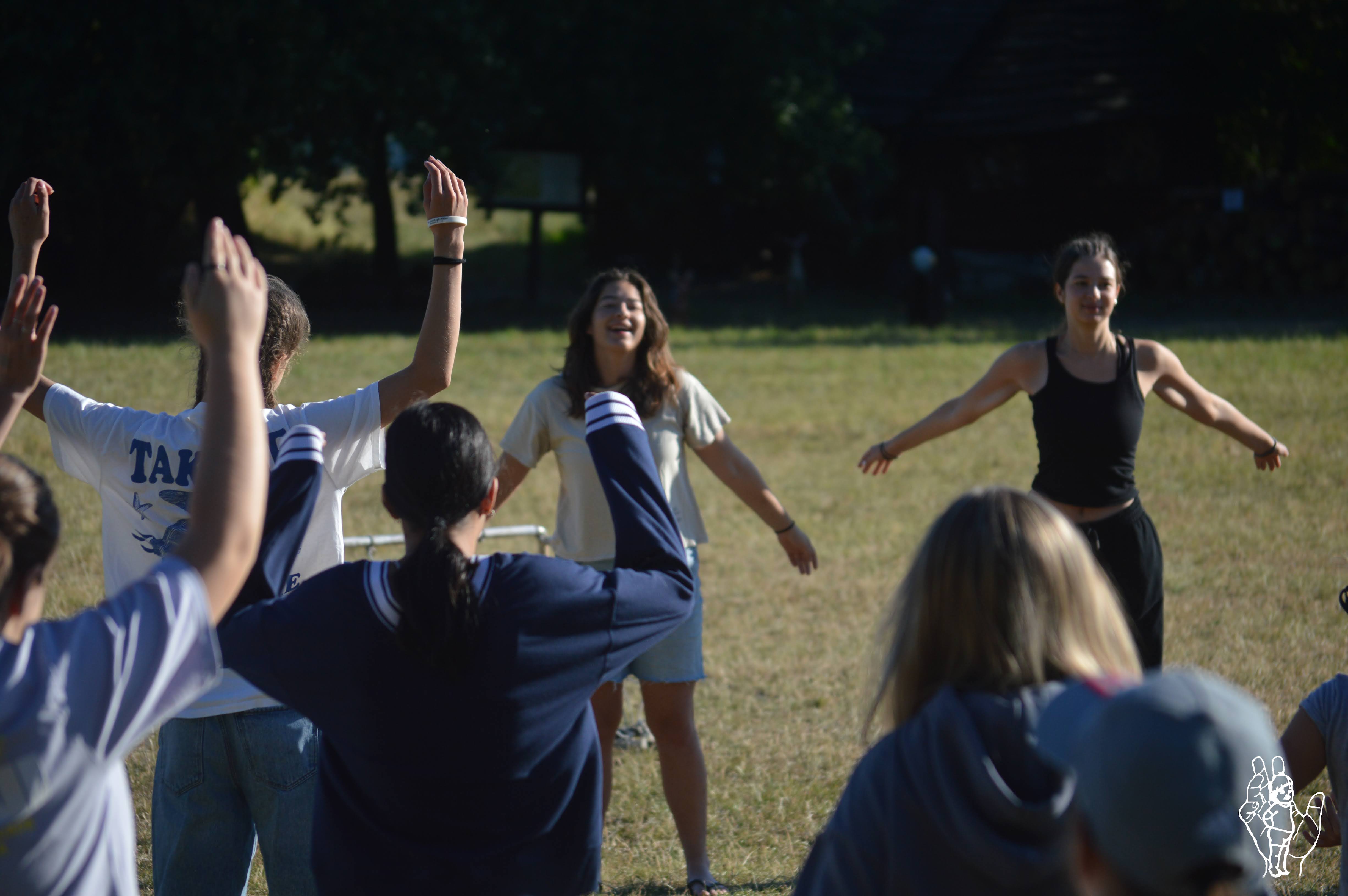 Tinédzser önkéntesek